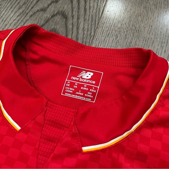 Liverpool 2015/2016 New Balance Home Shirt Jersey BENTEKE #9 - Picture 5 of 7